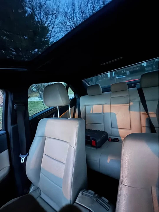 2013 Mercedes-Benz W212 E-Class - Image 7 of 8
