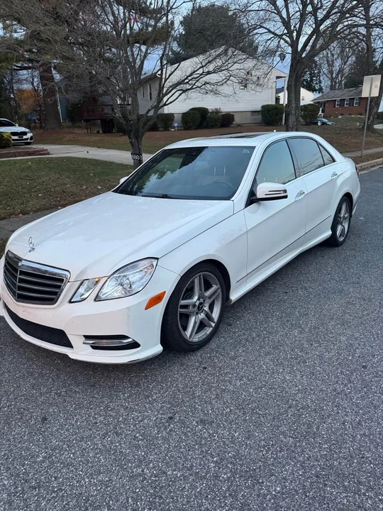 2013 Mercedes-Benz W212 E-Class - Image 5 of 8