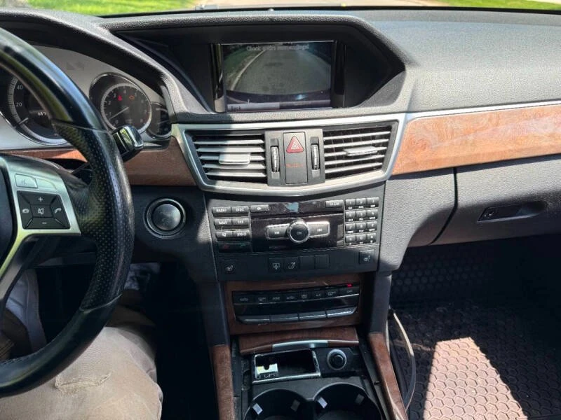 2013 Mercedes-Benz W212 E-Class - Image 17 of 19