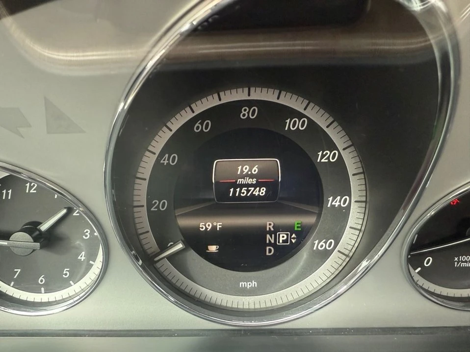 2013 Mercedes-Benz W212 E-Class - Image 13 of 16