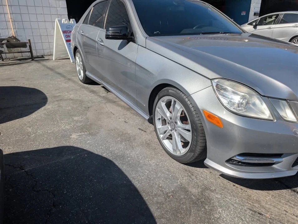 2013 Mercedes-Benz W212 E-Class - Image 8 of 12