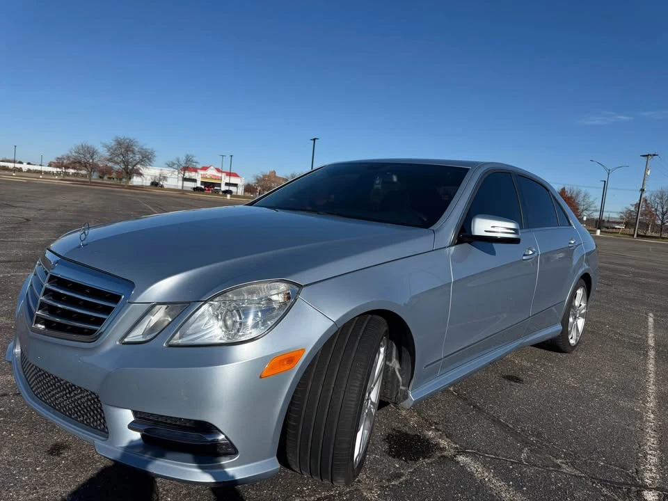 2013 Mercedes-Benz W212 E-Class - Image 8 of 16