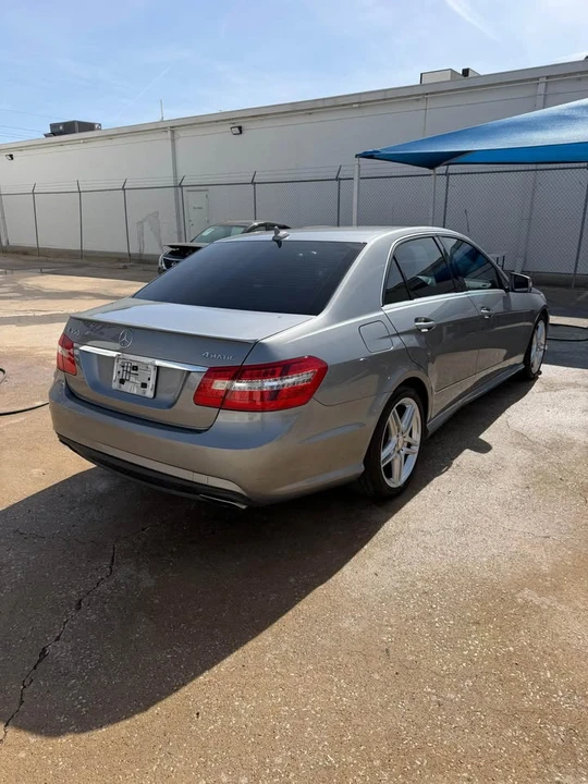 2013 Mercedes-Benz W212 E-Class - Image 11 of 15