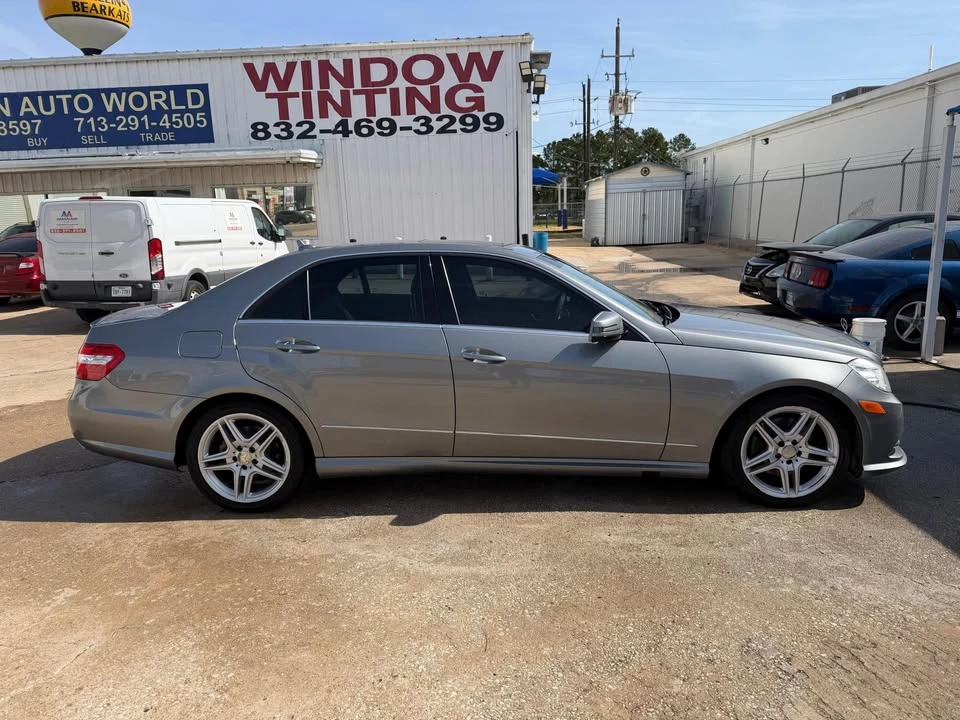 2013 Mercedes-Benz W212 E-Class - Image 2 of 15