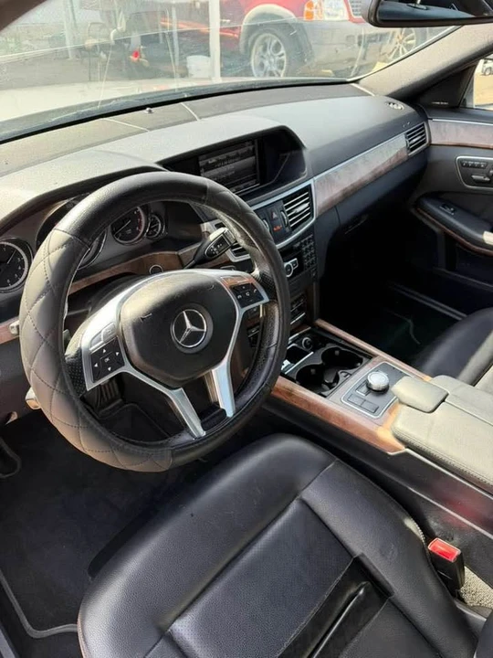 2013 Mercedes-Benz W212 E-Class - Image 13 of 15