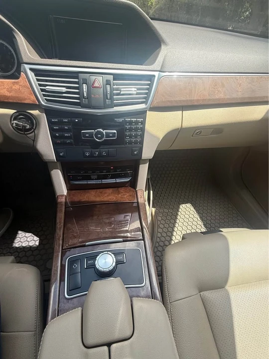 2013 Mercedes-Benz W212 E-Class - Image 12 of 13