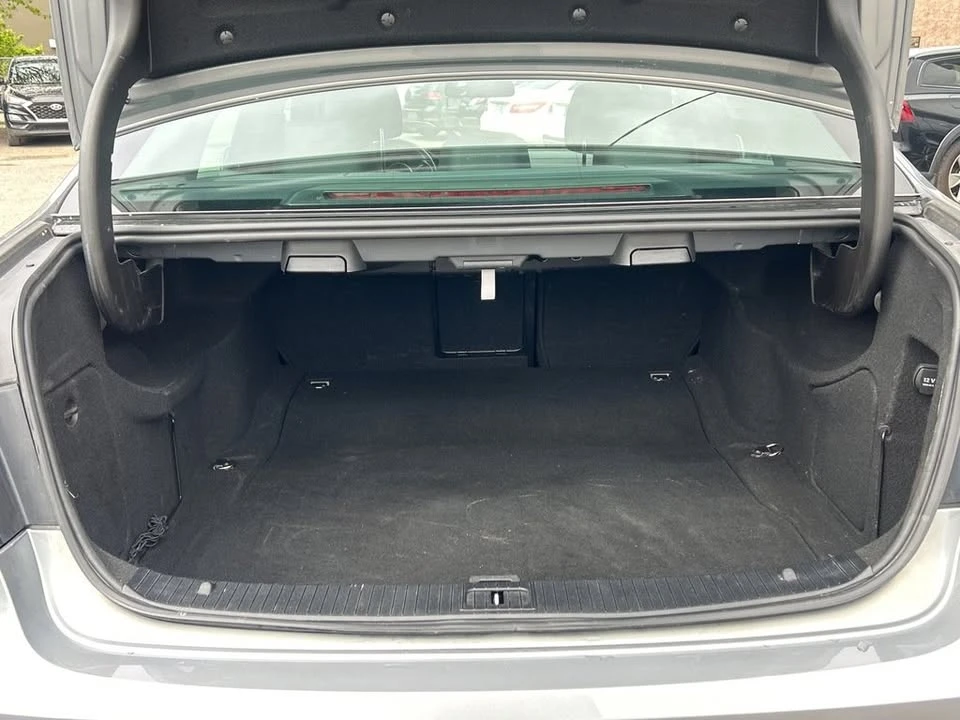 2013 Mercedes-Benz W212 E-Class - Image 6 of 19