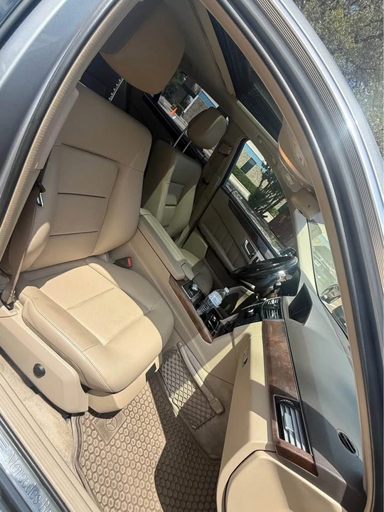 2013 Mercedes-Benz W212 E-Class - Image 9 of 13