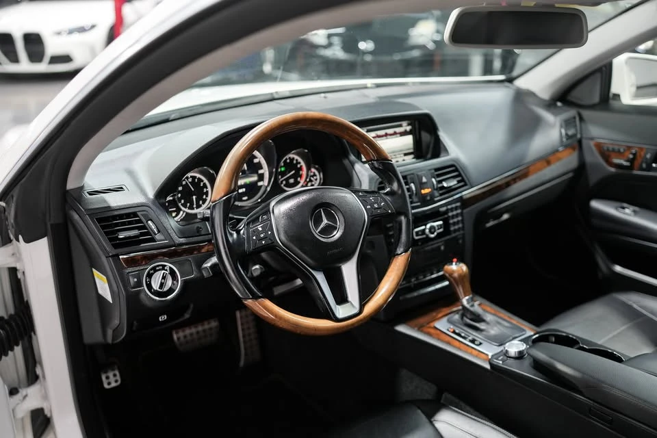 2013 Mercedes-Benz W212 E-Class - Image 10 of 18
