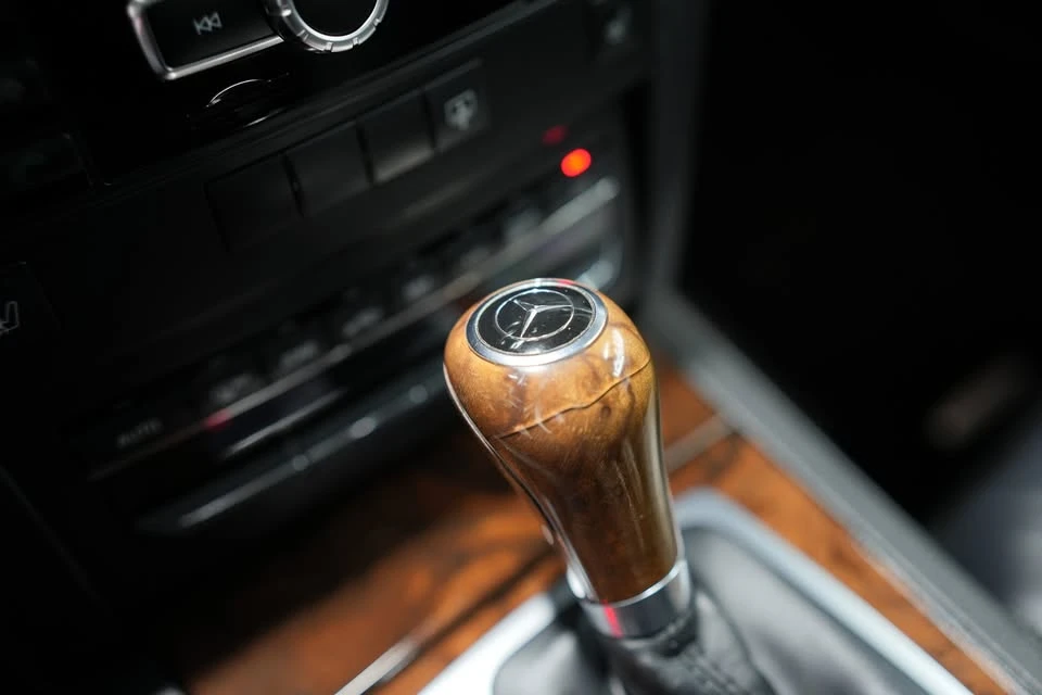 2013 Mercedes-Benz W212 E-Class - Image 12 of 18
