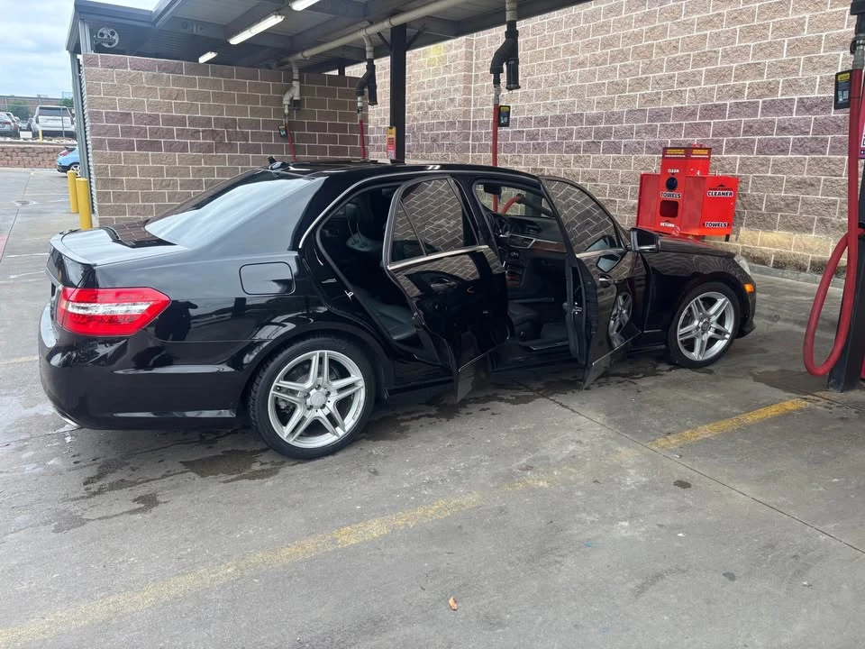 2013 Mercedes-Benz W212 E-Class - Image 3 of 4