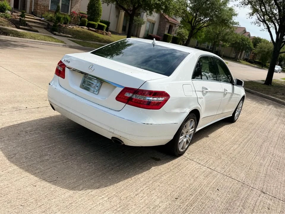 2013 Mercedes-Benz W212 E-Class - Image 8 of 19
