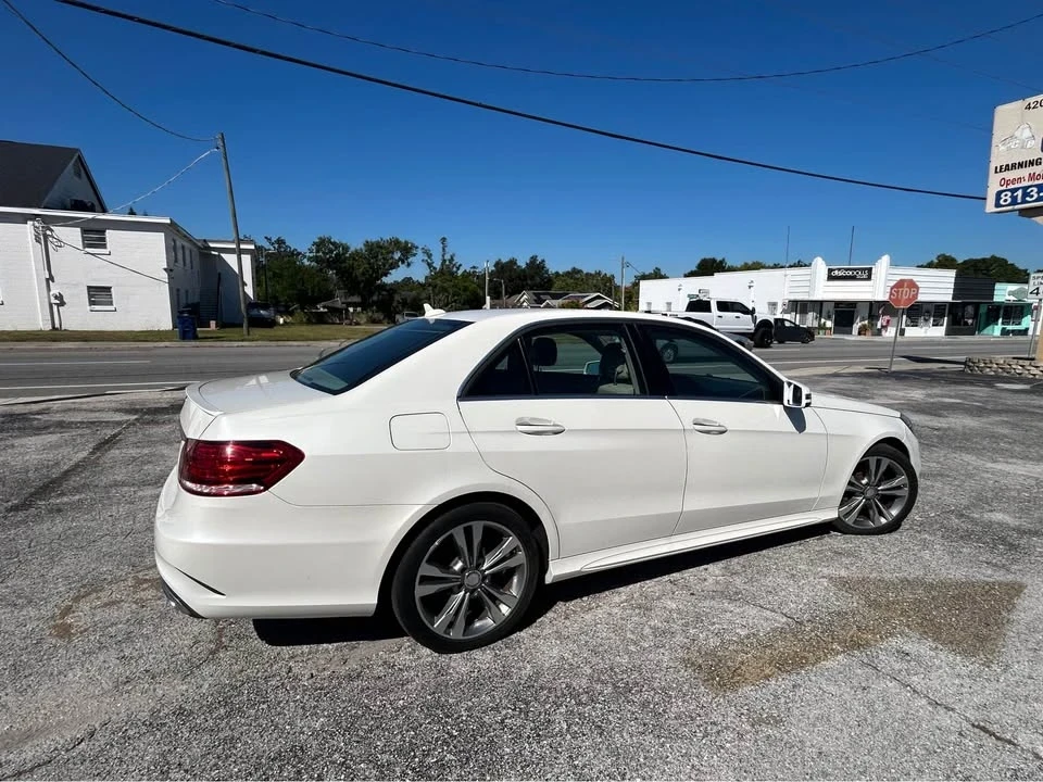 2013 Mercedes-Benz W212 E-Class - Image 5 of 12