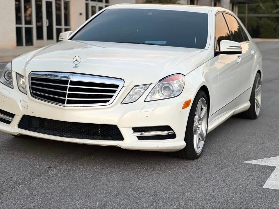 2013 Mercedes-Benz W212 E-Class - Image 2 of 19