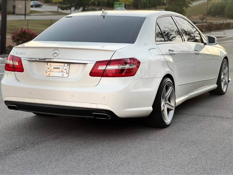 2013 Mercedes-Benz W212 E-Class - Image 9 of 19