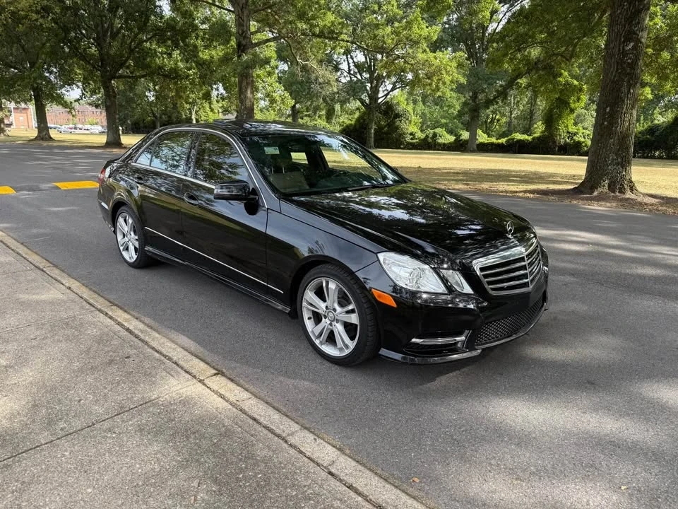 2013 Mercedes-Benz W212 E-Class - Image 3 of 12