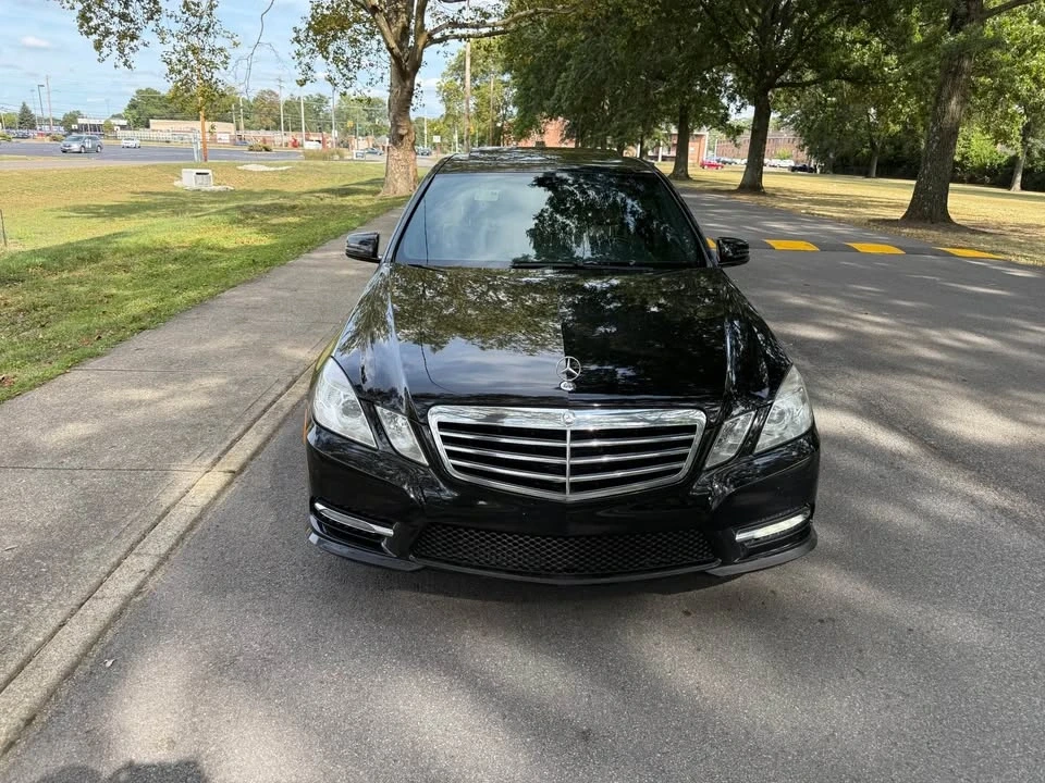 2013 Mercedes-Benz W212 E-Class - Image 2 of 12