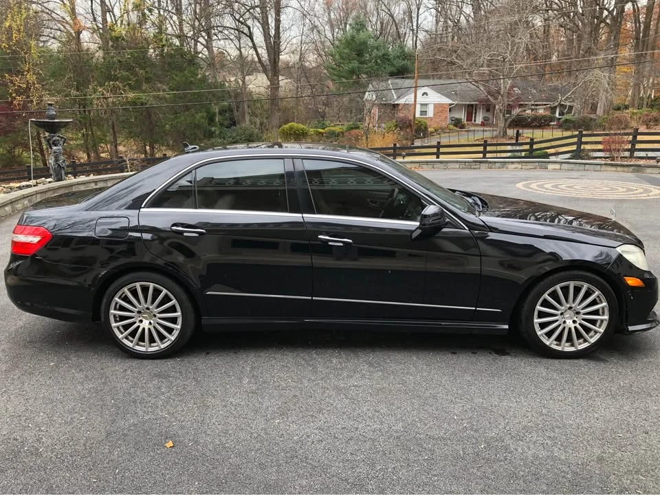 2013 Mercedes-Benz W212 E-Class - Image 2 of 15