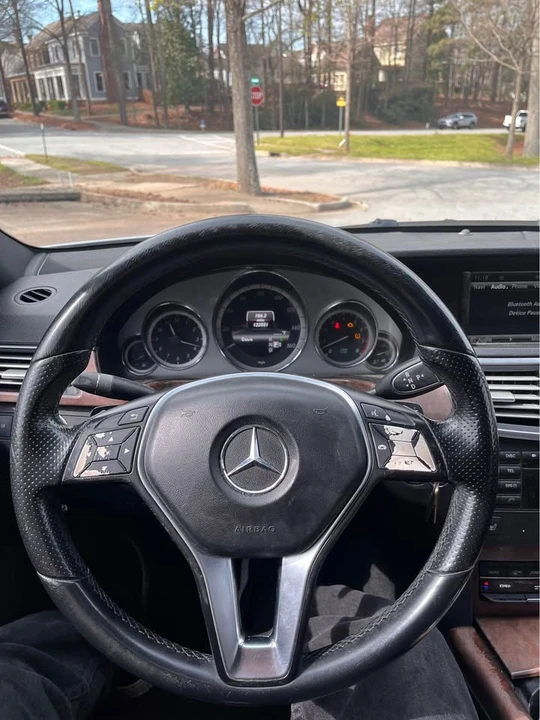 2013 Mercedes-Benz W212 E-Class - Image 8 of 11