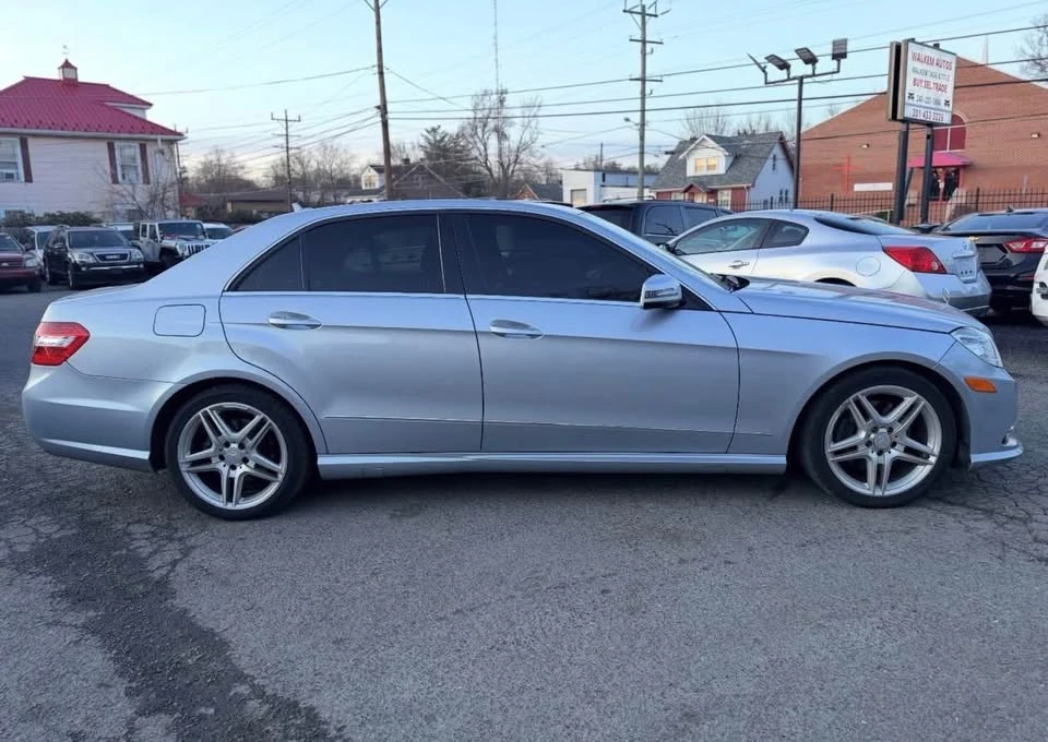 2013 Mercedes-Benz W212 E-Class - Image 8 of 13