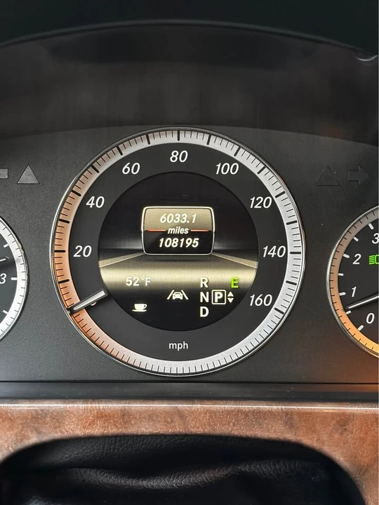2013 Mercedes-Benz W212 E-Class - Image 3 of 10