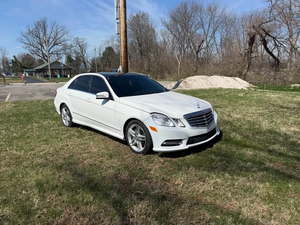 2013 Mercedes-Benz W212 E-Class - Image 3 of 15