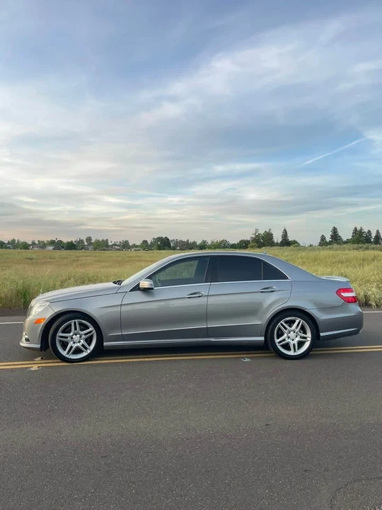 2013 Mercedes-Benz W212 E-Class - Image 6 of 11