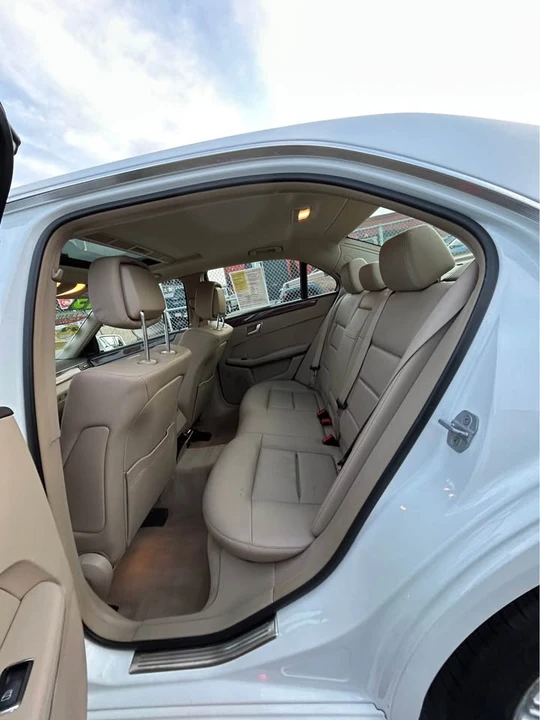 2013 Mercedes-Benz W212 E-Class - Image 11 of 12
