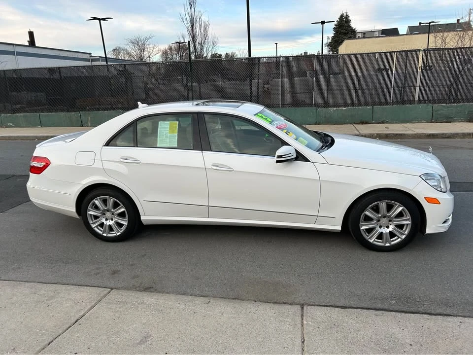2013 Mercedes-Benz W212 E-Class - Image 4 of 12