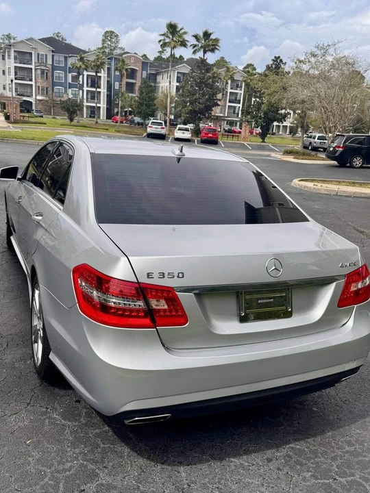 2013 Mercedes-Benz W212 E-Class - Image 8 of 18