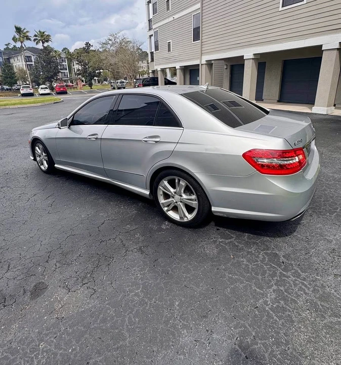 2013 Mercedes-Benz W212 E-Class - Image 7 of 18