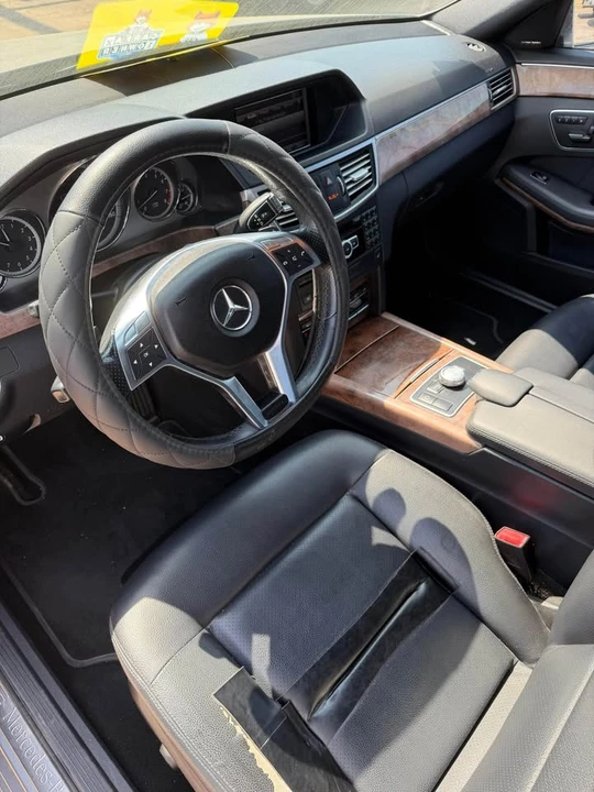 2013 Mercedes-Benz W212 E-Class - Image 10 of 13