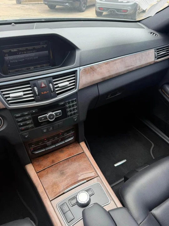 2013 Mercedes-Benz W212 E-Class - Image 6 of 12