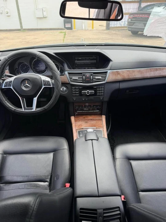 2013 Mercedes-Benz W212 E-Class - Image 8 of 12