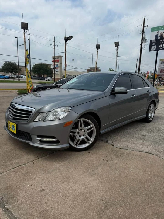 2013 Mercedes-Benz W212 E-Class - Image 11 of 12