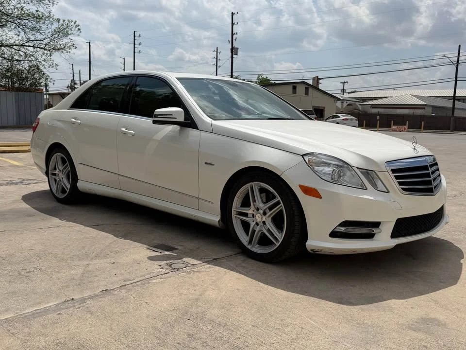 2013 Mercedes-Benz W212 E-Class - Image 10 of 17