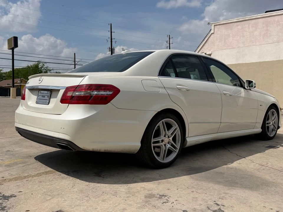 2013 Mercedes-Benz W212 E-Class - Image 9 of 17