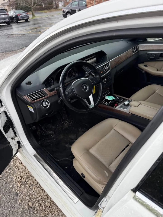 2013 Mercedes-Benz W212 E-Class - Image 10 of 20