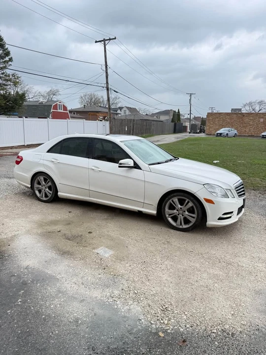 2013 Mercedes-Benz W212 E-Class - Image 4 of 20
