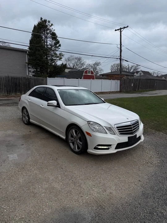 2013 Mercedes-Benz W212 E-Class - Image 3 of 20