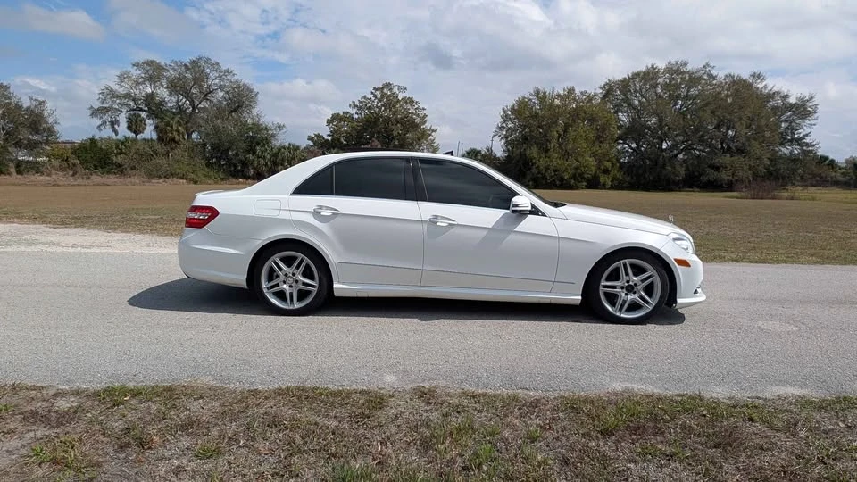 2013 Mercedes-Benz W212 E-Class - Image 7 of 18