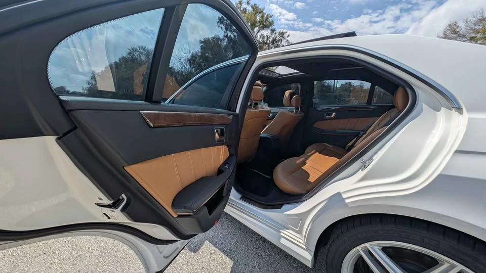 2013 Mercedes-Benz W212 E-Class - Image 11 of 18