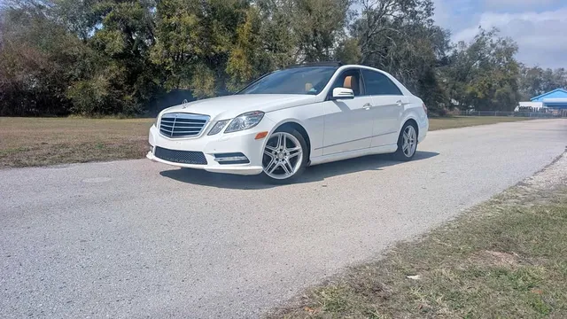 2013 Mercedes-Benz E-Class E 350 4MATIC Sedan