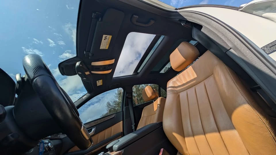 2013 Mercedes-Benz W212 E-Class - Image 15 of 18