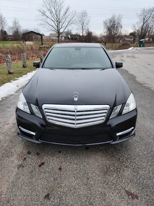 2013 Mercedes-Benz W212 E-Class - Image 2 of 11