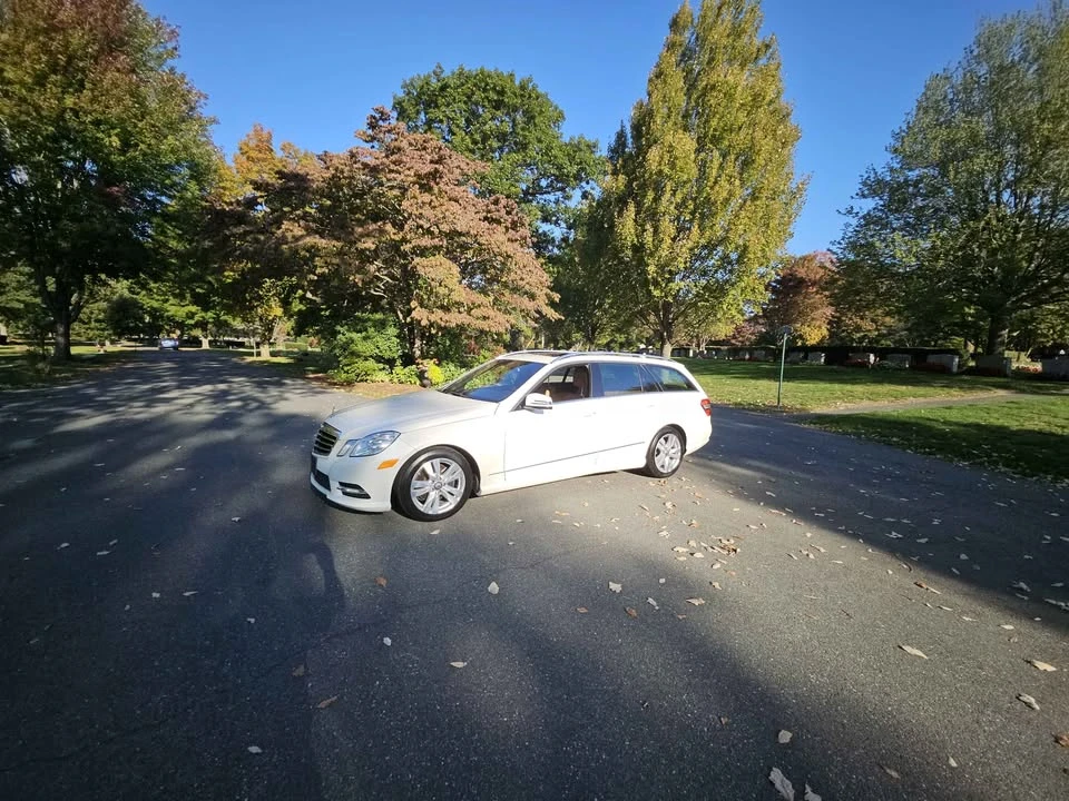 2013 Mercedes-Benz W212 E-Class - Image 4 of 19