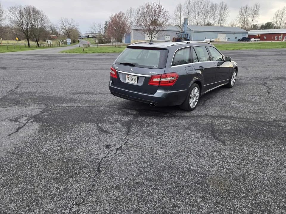 2013 Mercedes-Benz W212 E-Class - Image 3 of 12