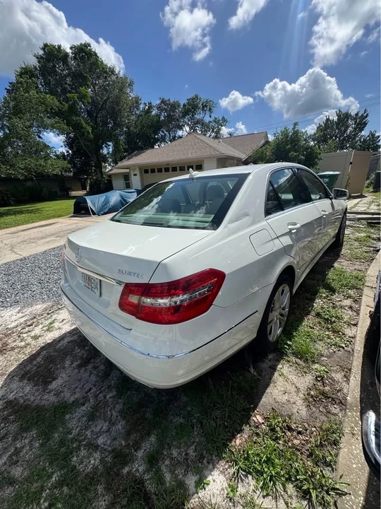 2013 Mercedes-Benz W212 E-Class - Image 3 of 12