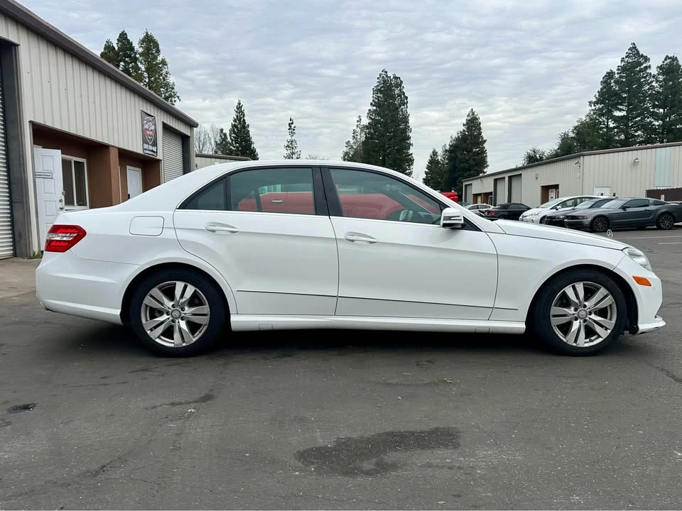 2013 Mercedes-Benz W212 E-Class - Image 2 of 4