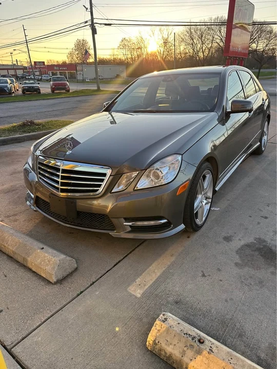 2013 Mercedes-Benz W212 E-Class - Image 3 of 16